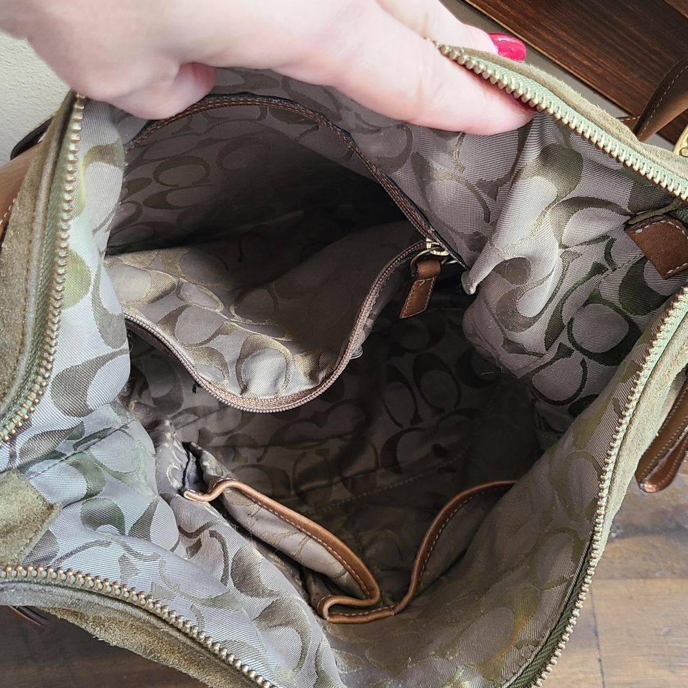 Coach Suede Olive Green Shoulder Bag 9324 - Picture 12 of 16